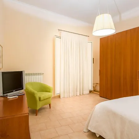 La Residenza Apartment Naples Exterior photo
